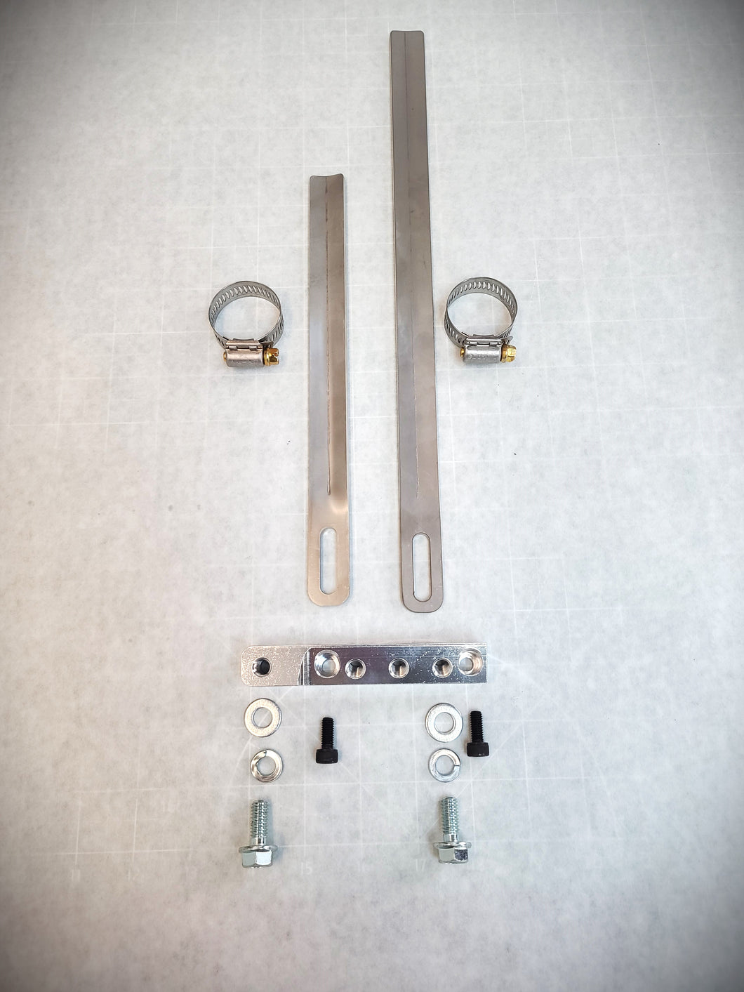 Exhaust Pipe Mounting Bracket Kit